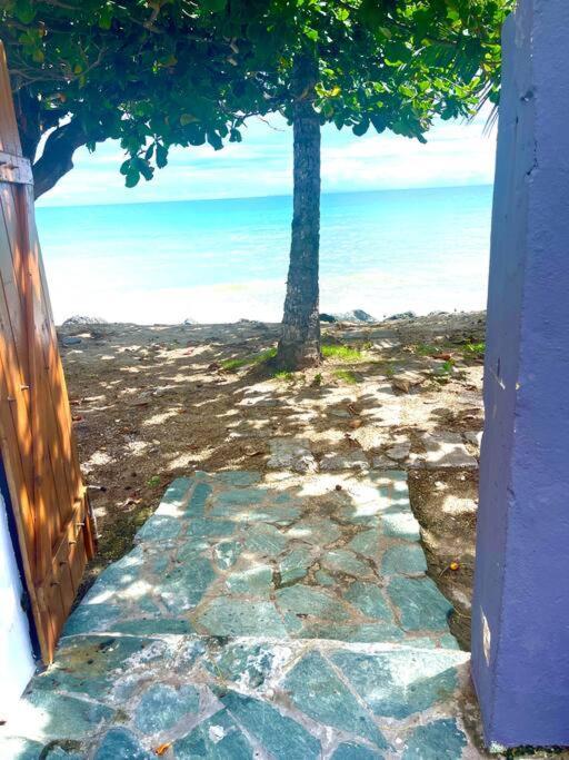 Maison Marouka Sur La Plage Du Diamant ル・ディアマン エクステリア 写真